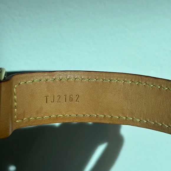 Louis Vuitton Monogram Leather Dog Collar MM Authentic - Picture 4 of 8